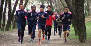 La plantilla realizó carrera contínua en el cerro de San Jorge el domingo | Foto: Diario del Alto Aragón