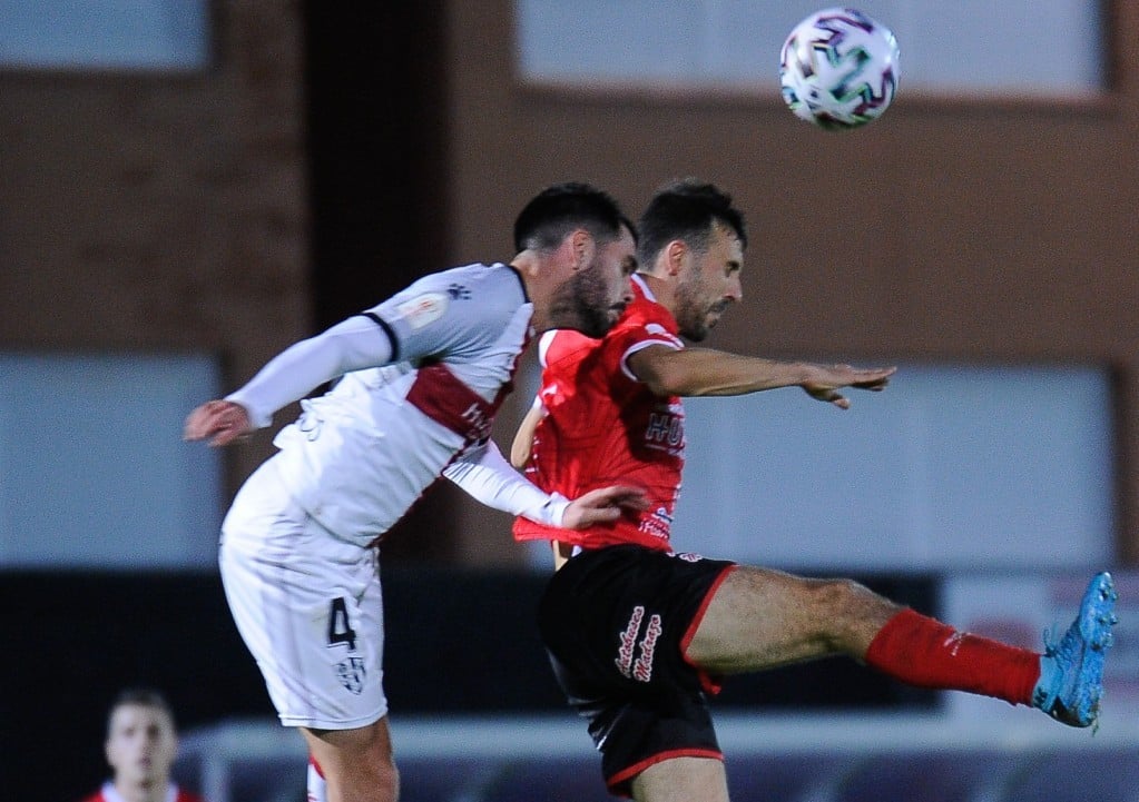 Insua jugó su primer partido esta temporada en Laredo | Foto: SDH