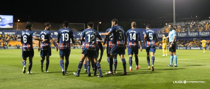 El Huesca ganó en Alcorcón