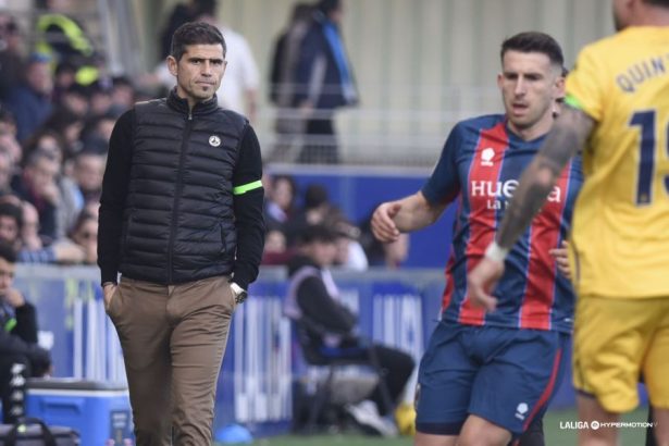 Hidalgo, en la imagen, en el Huesca Alcorcón disputado en El Alcoraz. Foto: LaLiga