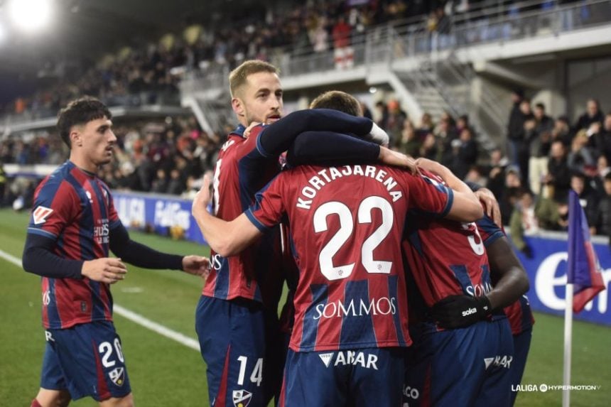 El Huesca ganó al Tenerife en un encuentro ajustado | Foto: LaLiga